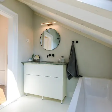 Apartament Roma Historic Near Old Town