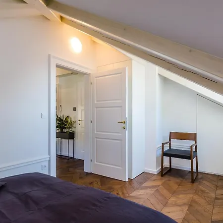 Apartament Roma Historic Near Old Town *