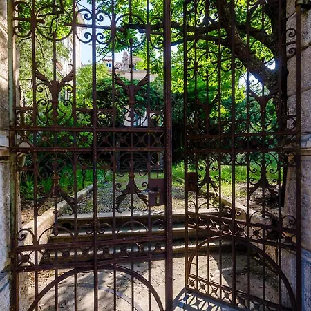 Apartament Roma Historic Near Old Town *