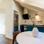 Apartment Roma Historic Near Old Town *